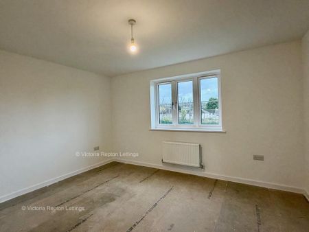 3 bedroom detached house to rent - Photo 3