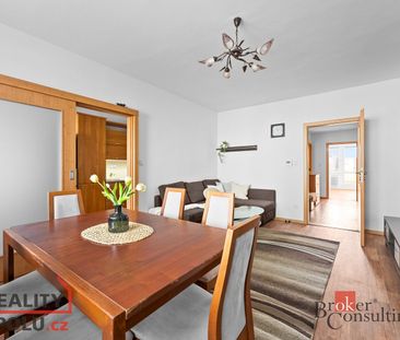Pronájem bytu 3+1 82 m² - Fotografie 2