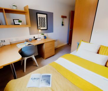 Silver En Suite - Photo 5