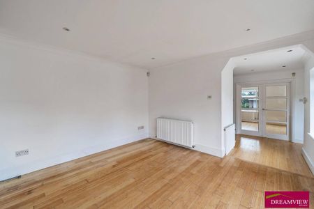 3 bedroom terraced house to rent - Photo 3