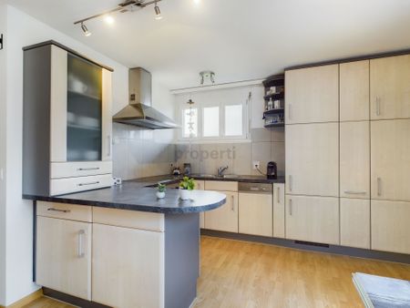 Charming 2-room apartment with balcony and garage in Emmetten - Foto 4