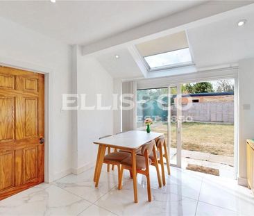 4 bedroom bungalow to rent - Photo 3