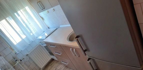 1 camera in zona Girocului - Photo 2