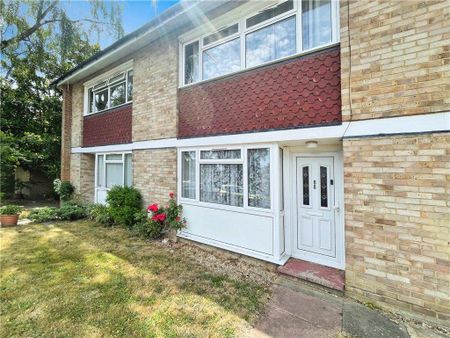 4 bedroom terraced house to rent - Photo 5