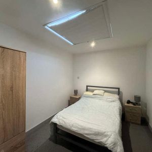 Oak Court, Dudley Road, Brierley Hill, West Midlands, DY5 - Photo 2