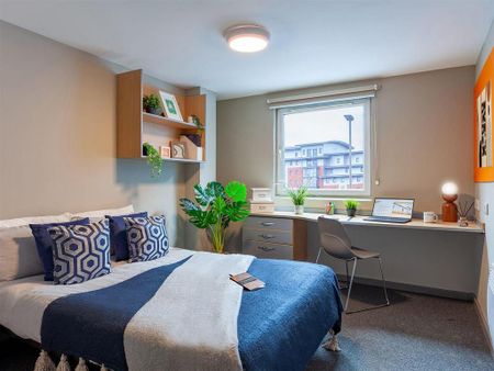 1 bedroom in a flat share to rent - Photo 5