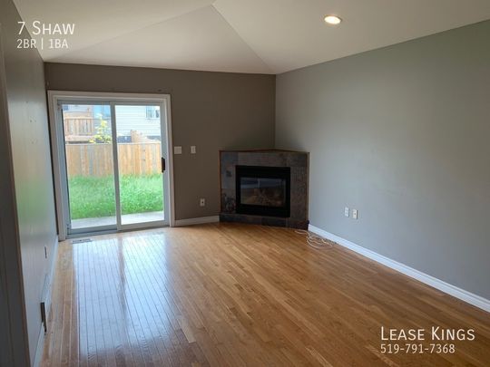 Beautiful Semi Ranch With Attached Garage in Amherstburg - Photo 1