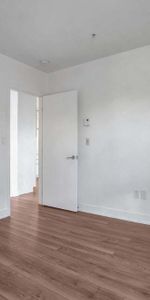 4 1/2 Montréal Downtown 700 sq.ft - 2 beds, 1 bath - Photo 3