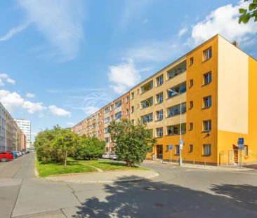 Příjemný byt 1+1 v ul. Za Zelenou Liškou. - Fotografie 1