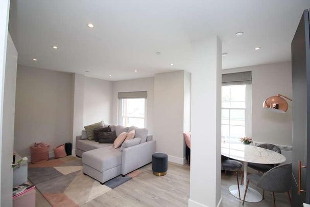 Riverside Place, Thames Street, Kingston Upon Thames, KT1 - Photo 1