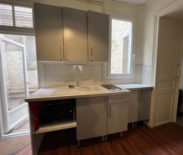 Location Appartement 2 pièces 50m² NIORT 79000 - Photo 4