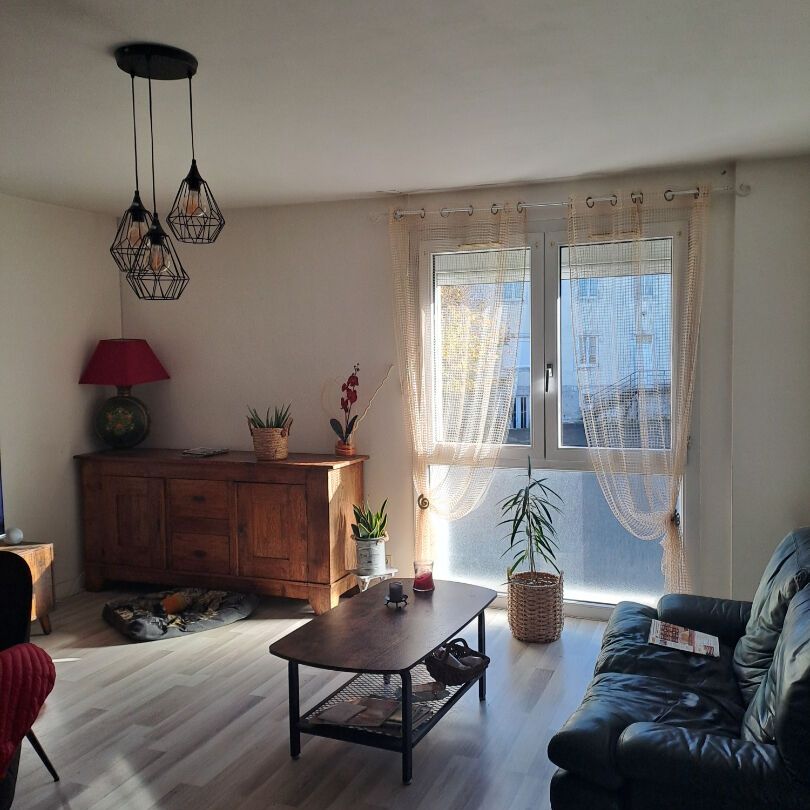 Location Appartement 4 pièces 79m² - Photo 1