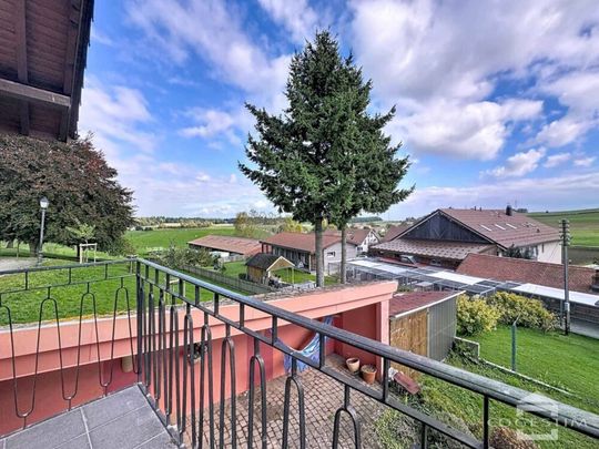 Maison de village individuelle rénovée à Essertines-sur-Rolle - Photo 1