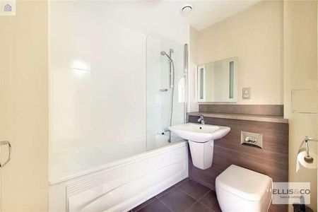 The Green, Southall, UB2 - Photo 5