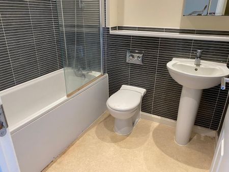 2 bedroom terraced house to rent - Photo 5