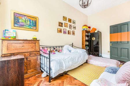 Short let: A stylish three bedroom apartment on Richmond Hill with off-street parking - Photo 4