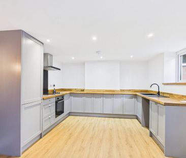 2 bedroom detached house to rent - Photo 4