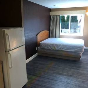 Furnished Studio Suite for Rent - Photo 2