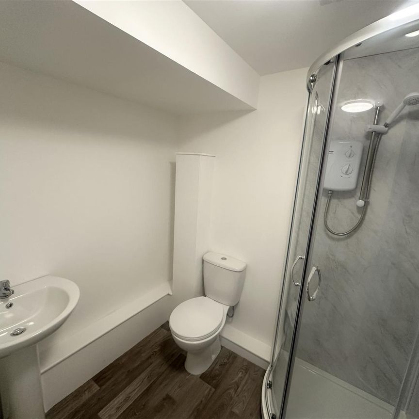 Smallwood Road, Redditch - Photo 1