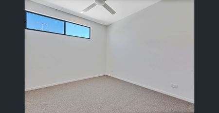 Second Floor Coastal Unit with Ocean Views! Water and Electricity Included! - Photo 3