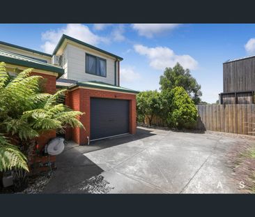 1/178 Blackshaws Road, South Kingsville, Vic 3015 - Photo 1