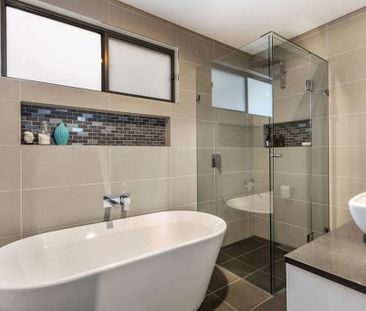 107 Rankins Road, Kensington VIC 3031 - Photo 4