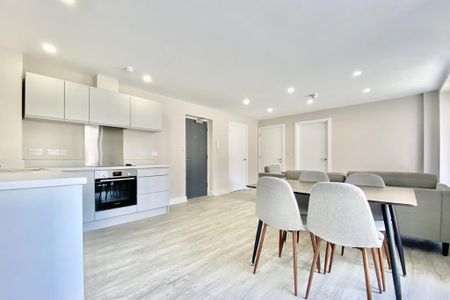 2 bedroom apartment to rent - Photo 5