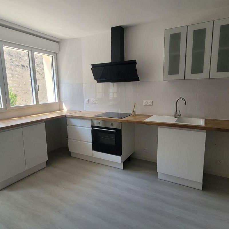 Location Appartement 2 pièces 46m² CHAILLY EN BIERE 77930 - Photo 1