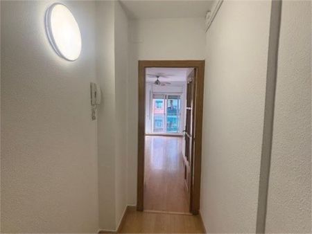 Piso de alquiler en Carrer Gran de Sant Andreu, 399, Sant Andreu de Palomar - Photo 2