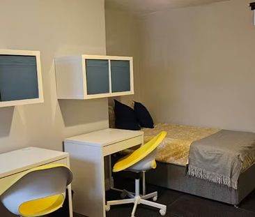 Royal Canal Terrace, Dublin - Photo 3