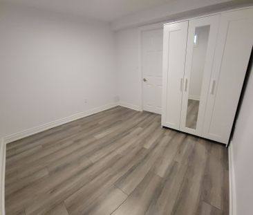 Detached Home For Lease | N8131720 - Photo 3