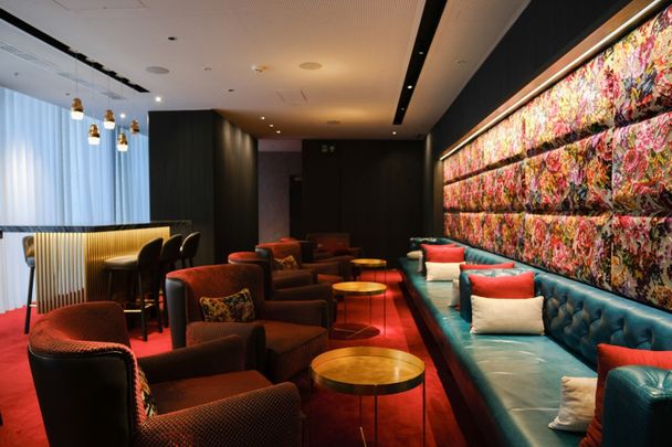 2 Bed Flat, Hobart Building, E14 - Photo 1