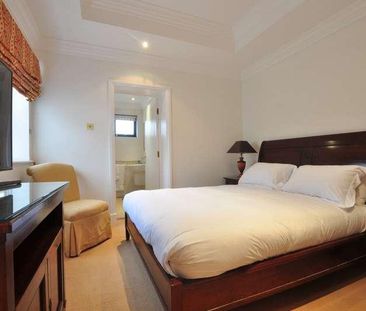 The Lodge, Wraysbury Hall, Ferry Lane, Wraysbury, Staines-upon-tham... - Photo 4