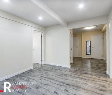 House in Coquitlam, BC - Photo 5