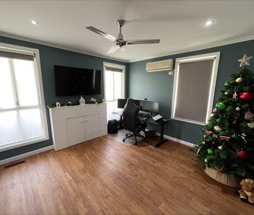 Neat, Modern Home Close to Town - Photo 2