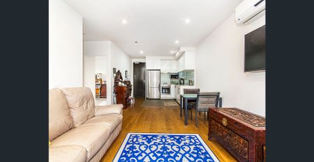 Modern Apartment Living Moments from Riversdale Road - Photo 2