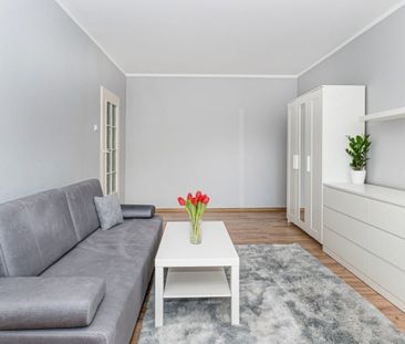 Przestronna kawalerka, oddzielna kuchnia, balkon 30.4 m² - Фото 4
