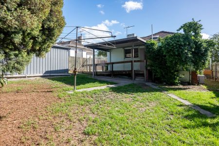 23 Drysdale Street, Reservoir - Photo 3