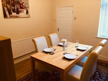 2 Bed Terraced House, Cranmer Street, LE3 - Photo 5