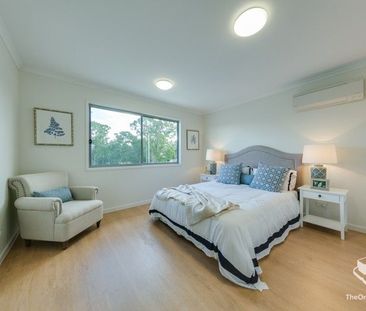 Modern & Low-Maintenance Living in Prime Runcorn Location - Photo 5