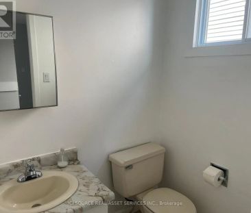 45 HUNTSMAN CRESCENT - Photo 5