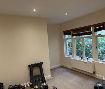 1 Bed Flat, Brunswick Terrace, BN3 - Photo 3