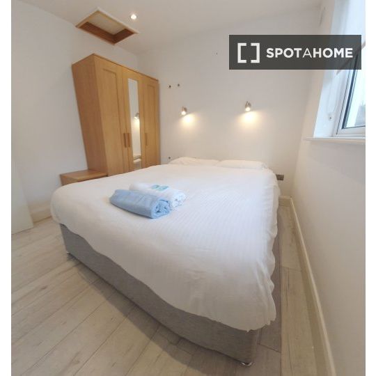 1-bedroom apartment for rent in Terenure, Dublin - Photo 1