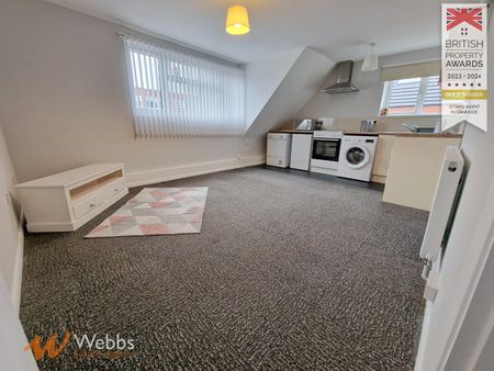 Cannock Road, Blackfords, Cannock - Photo 2