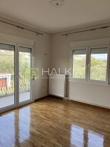 Διατίθεται προς ενοικίαση διαμέρισμα συνολικής επιφάνειας περίπου 105τ.μ στην περιοχή της Νέας Αγχιάλου. - Φωτογραφία 2