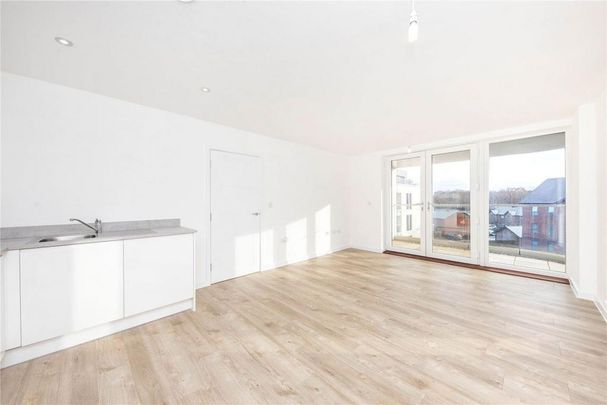 2 bedroom flat to rent - Photo 1