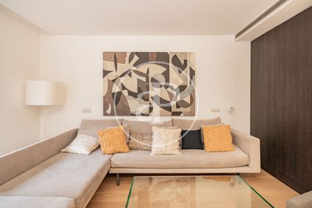 Flat for rent in Génova - Photo 4