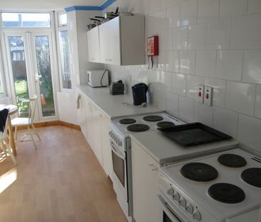 Room in a Shared House, Glenwood Road, N15 - Photo 3