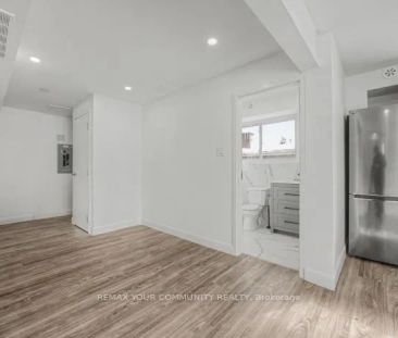 69 Blythwood Road N #4 - Photo 1