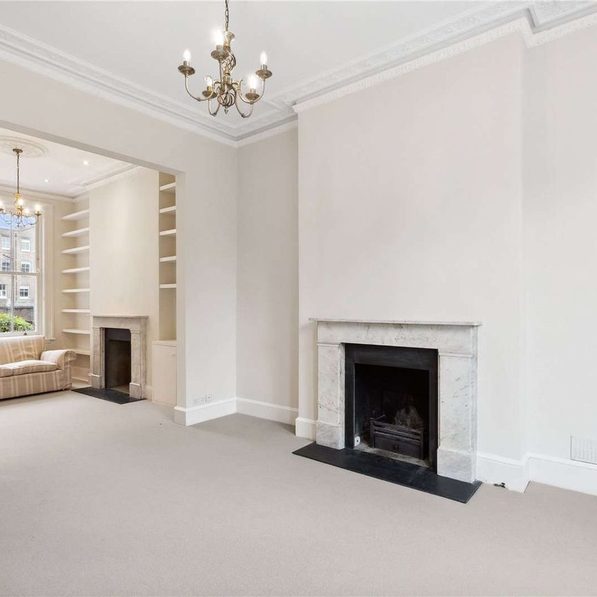 Westcroft Square, London, W6 0TA - Photo 1